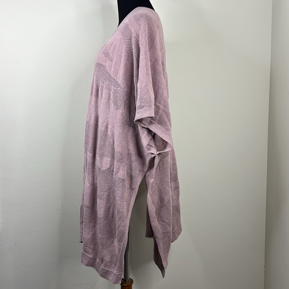 LULULEMON Find Your Light Wrap in Heathered Vintage Mauve O/S - Picture 8 of 11